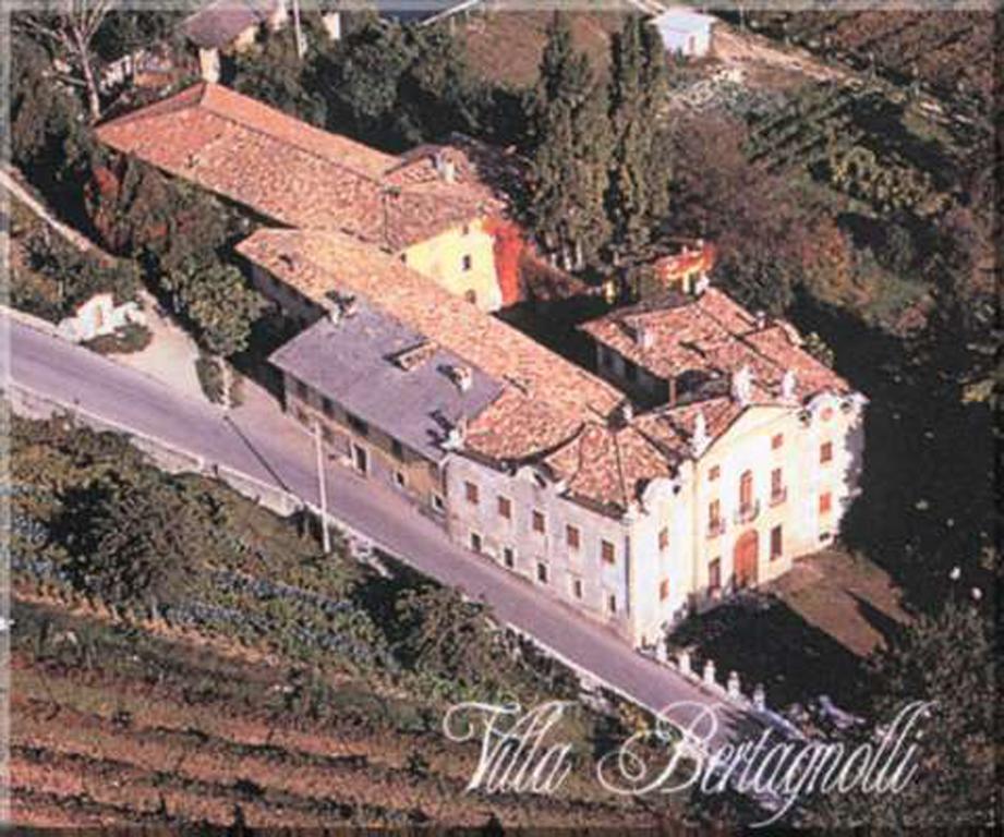 Villa Bertagnolli - Locanda Del Bel Sorriso Тренто Екстер'єр фото